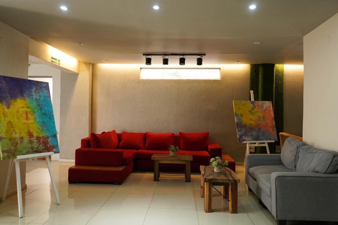 Hotel City Posadas Zewnętrze zdjęcie