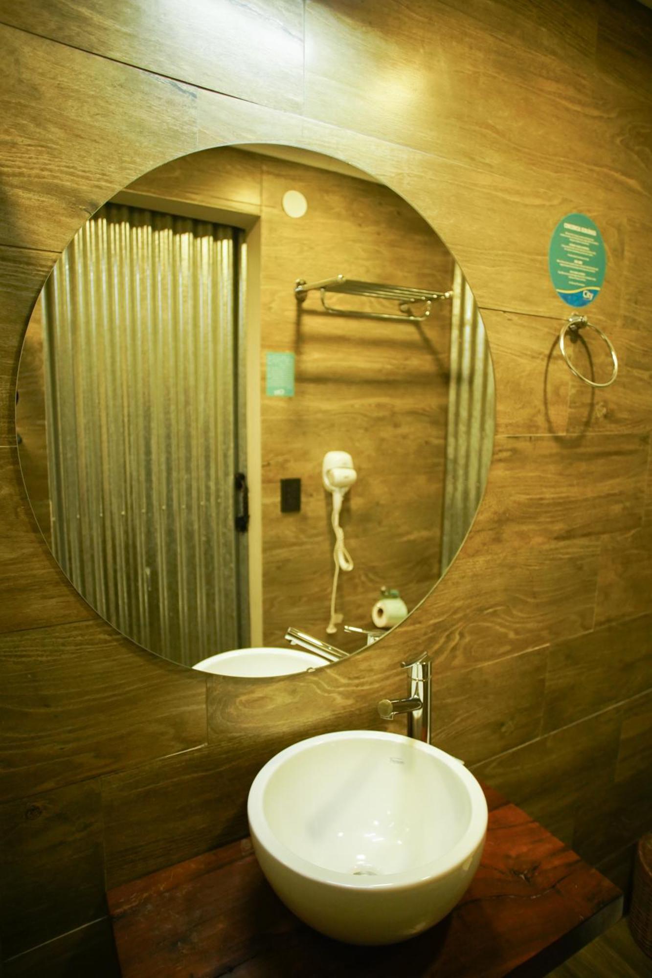 Hotel City Posadas Zewnętrze zdjęcie